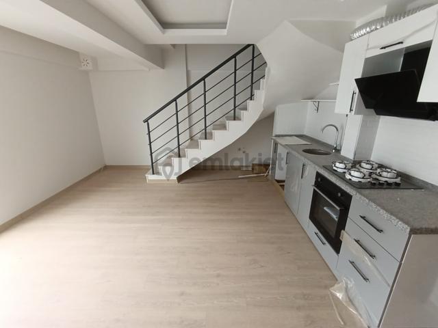 Balıkesir Bandırma Yeni Mahalle Satılık 1+1 Dubleks Daire Yatırımlık 3