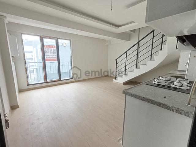 Balıkesir Bandırma Yeni Mahalle Satılık 1+1 Dubleks Daire Yatırımlık 1