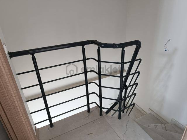 Balıkesir Bandırma Yeni Mahalle Satılık 1+1 Dubleks Daire Yatırımlık 5
