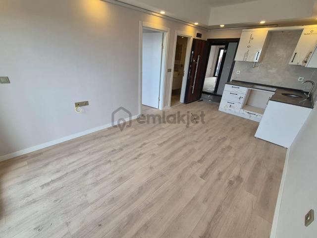 Delux'den Atatürk'te Şehir Manzaralı Önü Açık Lux Satılık 1+1 5