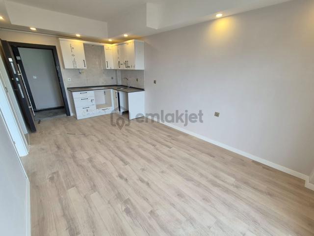 Delux'den Atatürk'te Şehir Manzaralı Önü Açık Lux Satılık 1+1 4