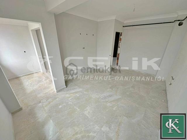 Çelik Emlaktan 600 Evler Mah Ön Cephe Sıfır 3+1 Satılık Daire 4