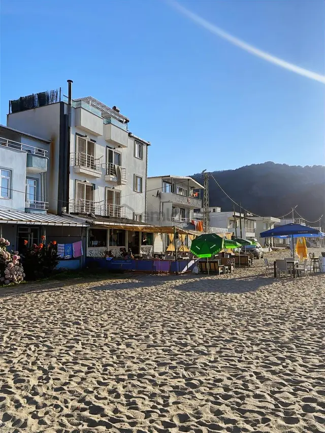Erdek Ormanlı Da Denize Sıfır Satılık Komple Bina 2
