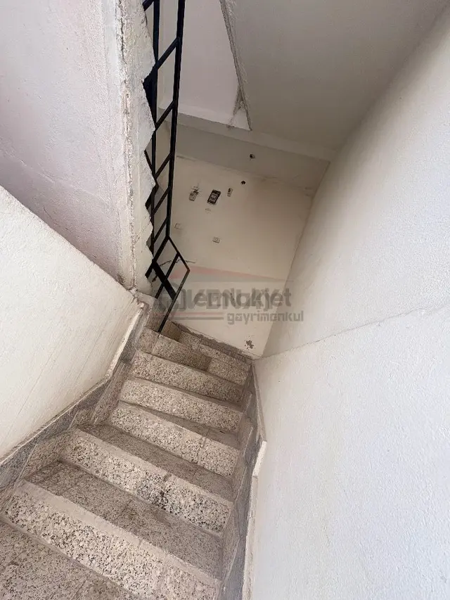 Güvenay - Çorum Bahçelievler Aşık Mahsuni Şerif Parkı Civarı Kiralık 2+1 2