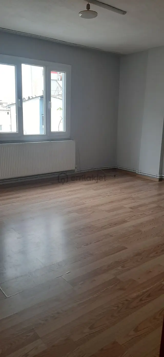 Buca İnönü Mahalleside Kiralık 2+1 Dogalgazlı Daire 4