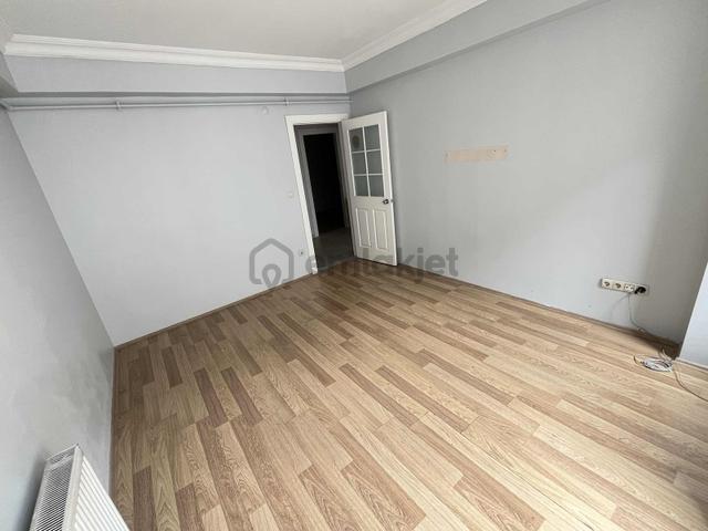 Tuncay'dan 2+1 3. Katta Asansrölü Yeni Bina Da Eşyasız Daire 3