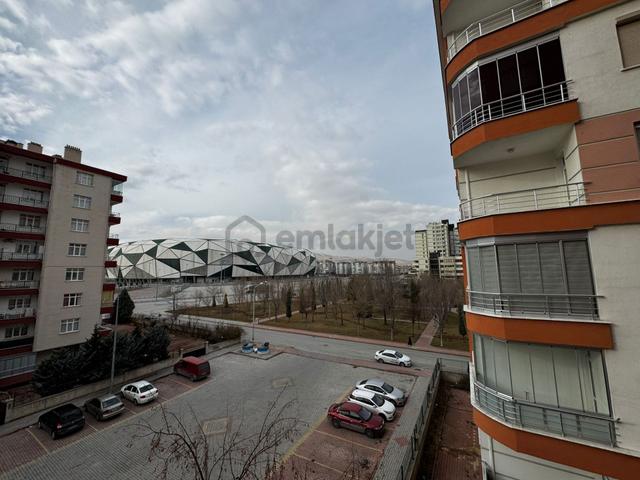 Yeni Stadyum Karşısı Geniş Bakımlı 3+1 Dairemiz Satılıktır 5