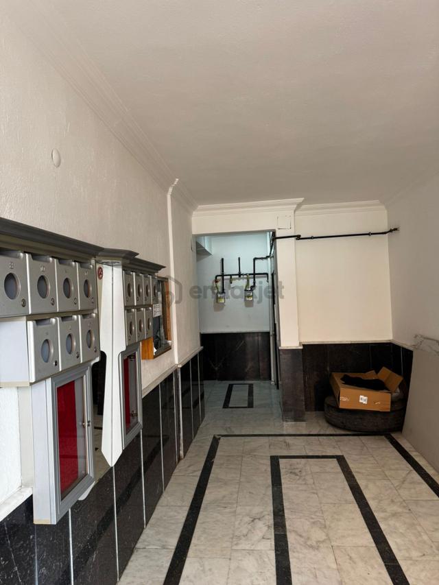 Yeni Stadyum Karşısı Geniş Bakımlı 3+1 Dairemiz Satılıktır 4