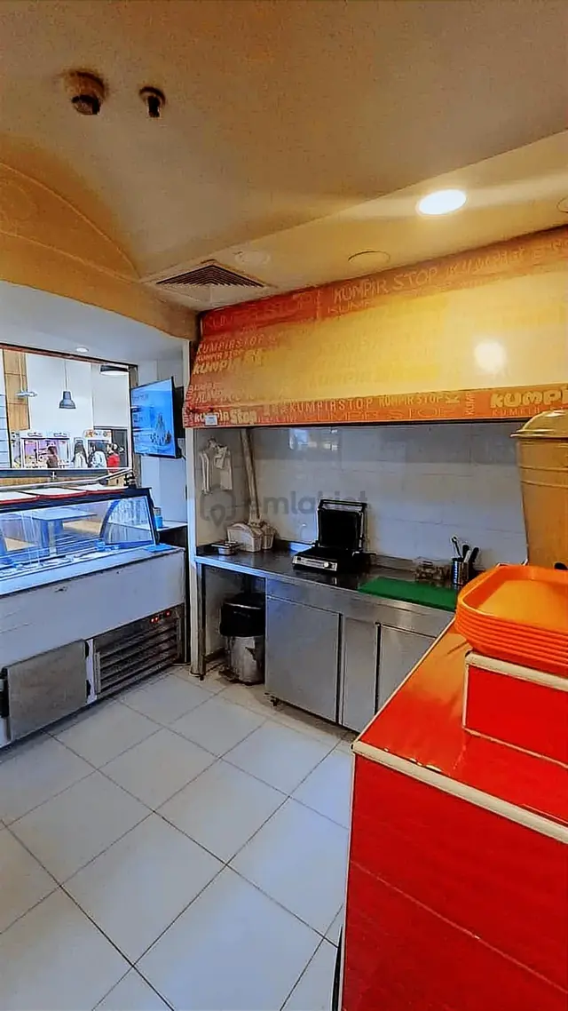 Avm İçerisinde Devren Kumpir,tost,sandviç Dükkanı 2