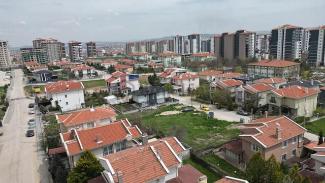 Tuna Gayrimekul / Şehitlik / Arsa / 402m2 2