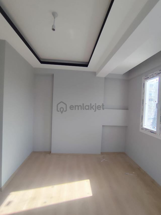 Kozan Gayrimenkulden Atatürk Parkı Beşyol Kavşağında Sıfır Daire 4
