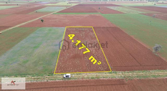 Akören Karahüyük Mahallesinde Yola Sıfır 4.177 M² Müstakil Tarla 3