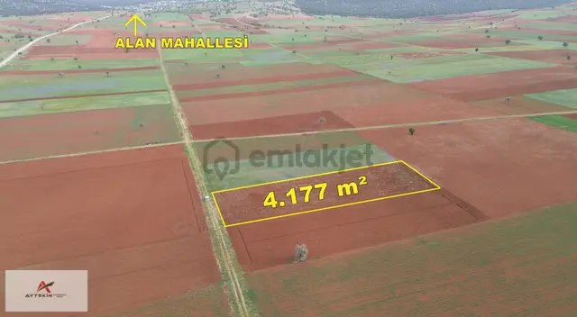 Akören Karahüyük Mahallesinde Yola Sıfır 4.177 M² Müstakil Tarla 5