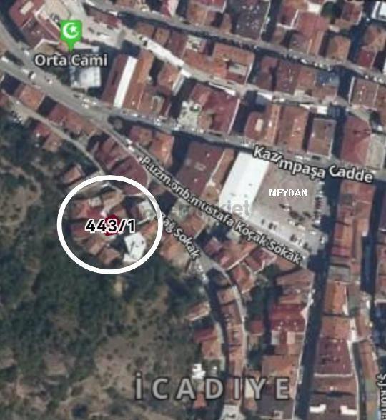 Merkezi Konumda Satılık 2 Katlı Müstakil Ev 4