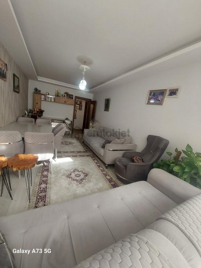 Sargın Emlaktan Satılık 3+1daire Göztepe Mahallesinde Sargın Emlaktan Satılık 3+1daire Göztepe Mahallesinde