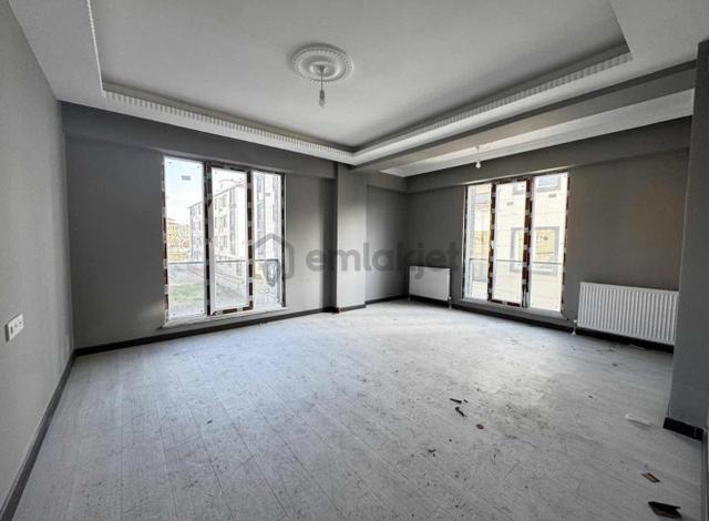 Acil %80 Kredi İmkanı Sıfır Arakat 2+1 Balkonlu 105m2ebeveynli 3