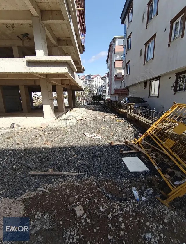 Emor Gayrimenkulden Satılık Fırsat 2+1 Daireler 3