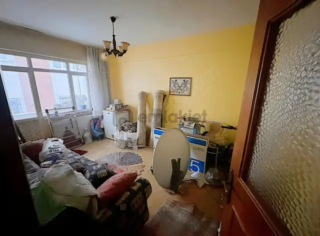 Şehit Teğmen İlköğretim Okulu Yanıbaşında 220m2 Yüksek Giriş 5