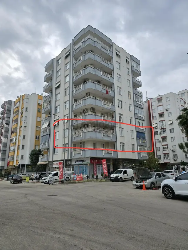 Süleyman Demirel 2. Parselde Göl Manzaralı Kelepir 3+1 Kapalı Mutfak 2