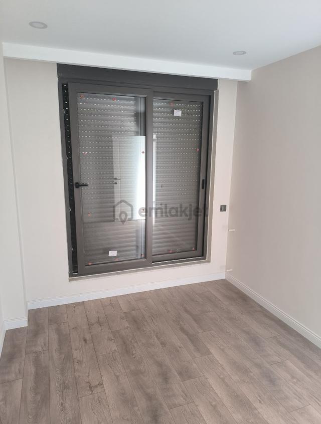 Kiralık 1+1 Sıfır Havuzlu 5