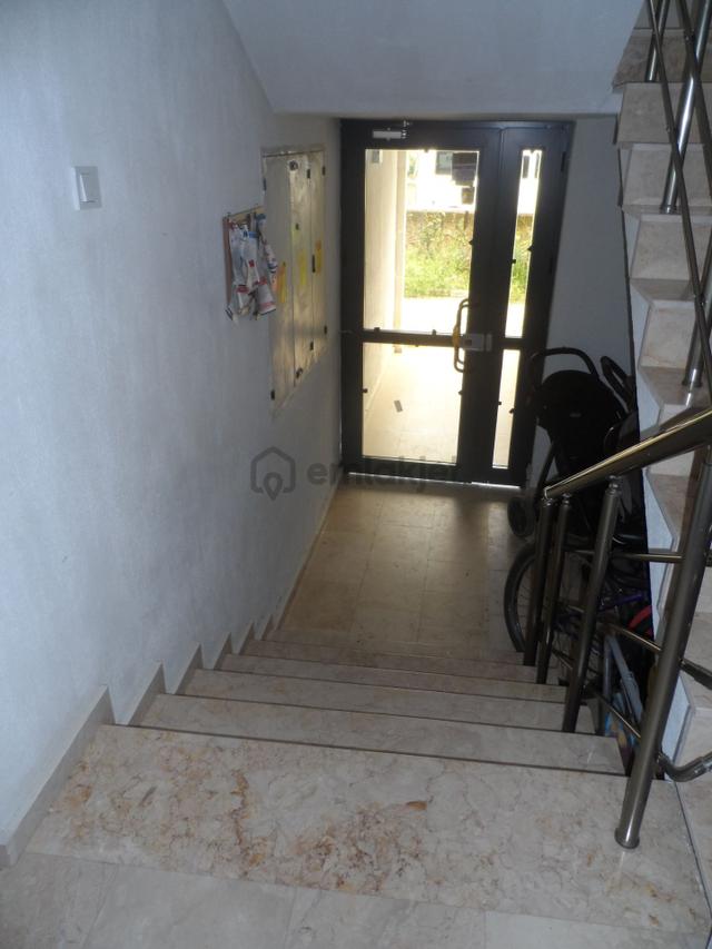 Nazilli Ege Emlak Ofisinden Yeşil Mah. Site İçerisinde Doğalgaz Kombili Kiralık Daire 4