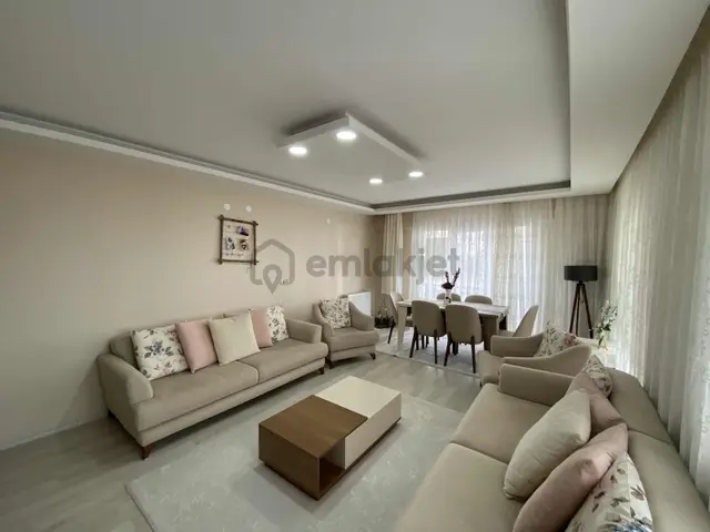Sb Gayrimenkul'den Seyrantepe'de Site İçerisinde Satılık 3+1 2