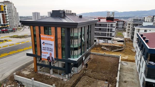 Gökdelenler Bölgesinde 90m2 Kiralık Ofisler 1