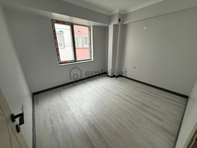 Stm Emlaktan 100. Yıl Kayacık Cad. Yakınında Satılık 2+1 Daire 4