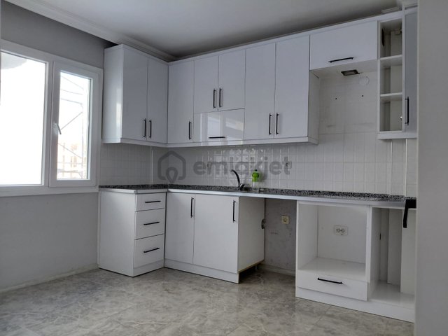 Ecf Emlak'tan Kiralık 2+1 Jeotermalli Daire Mithatpaşa Mah.
