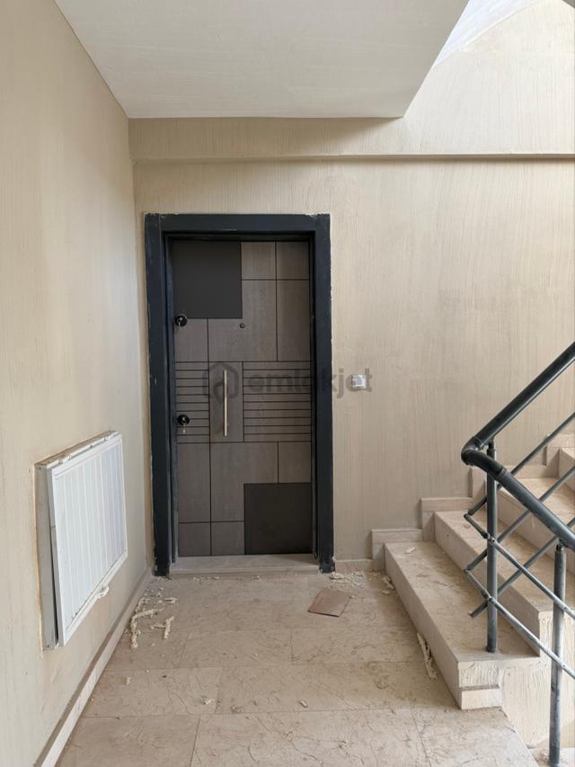 Türe Gayrimenkulden Silifke Ulugöz Mahallesinde Satılık 2+1 Oturuma Hazır Daire 4