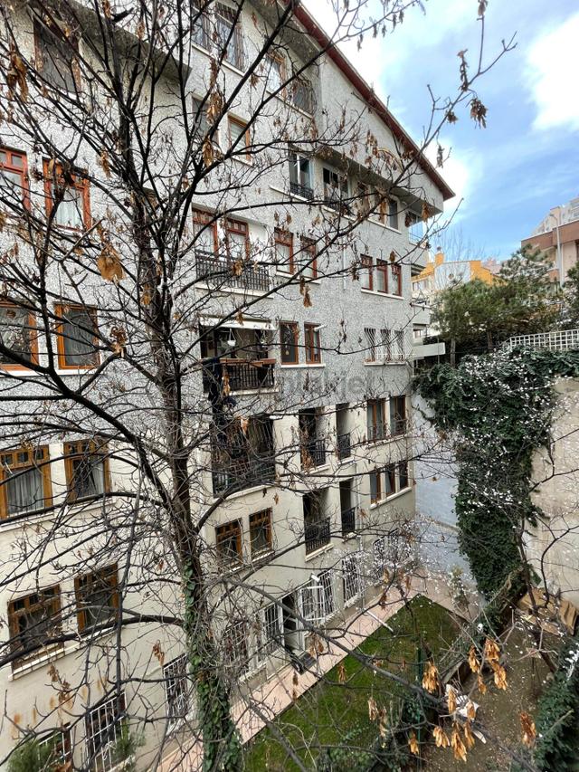 G.o.p. Ulubey Sokağın En Güzel Binası Asansörlü Otoparklı Fırsat Bağımsız 2+1 3