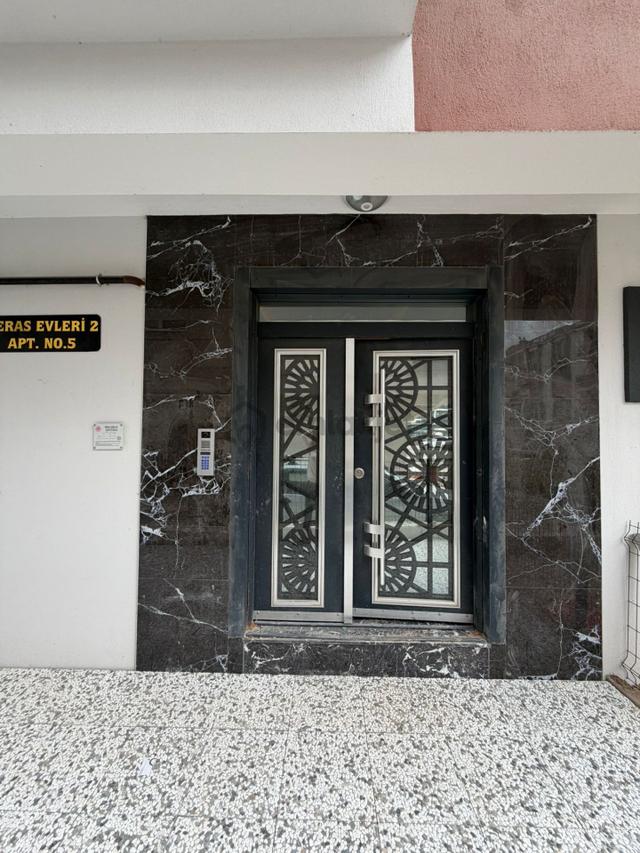 Bakırçay Üniversitesi Yakını Bahçeli 1+1 Daire 4