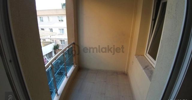 Karabağlar Sevgi Mahallesinde 2+1 Kiralık Daire 4