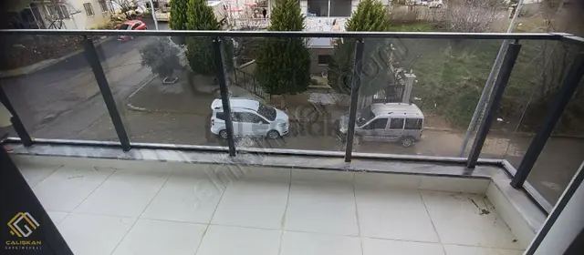Servergazi Hastanesi Yakını Ara Kat Balkonlu Yatırımlık Apart 3