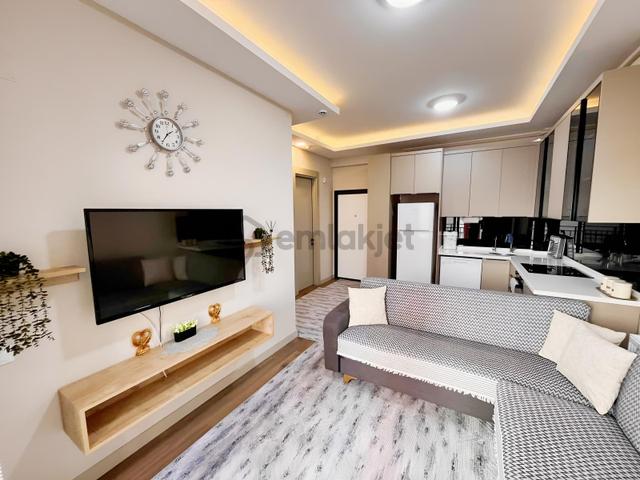 Eşyalı Kat Mülkiyeti 1+1 İskanlı Havuzlu Lüks Denize Yakın Daire Eşyalı Kat Mülkiyeti 1+1 İskanlı Havuzlu Lüks Denize Yakın Daire