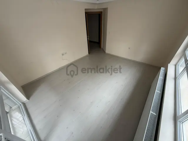 Kariyer'den Yayla'da Arakat 3+1 Asans. Balk. Köktapu Fırsat Acil 3