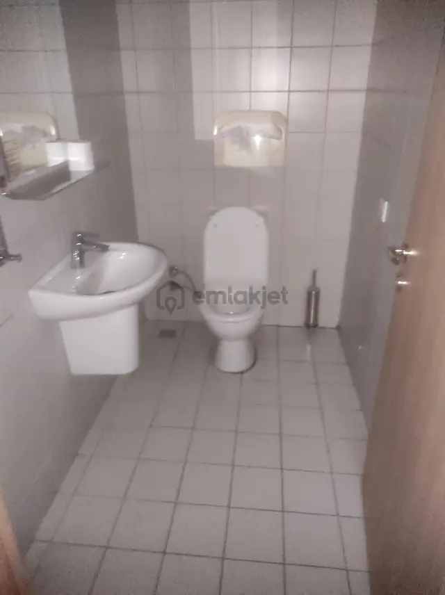 Vakfıkebirde Cadde Üzeri İşyeri Yıllık Kira Peşin 5