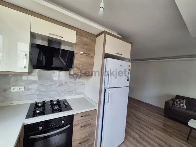 Konyaaltı Limanda Geniş Ve Ferah Satılık Daire 3