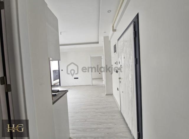 Çiğli Balatçık Mah.merkezi Konumda Fırsat 62m2 Satılık 1+1 4