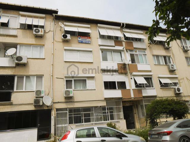 Bahçelievler Katlı Pazar Karşısı 3+1 Satılık Daire