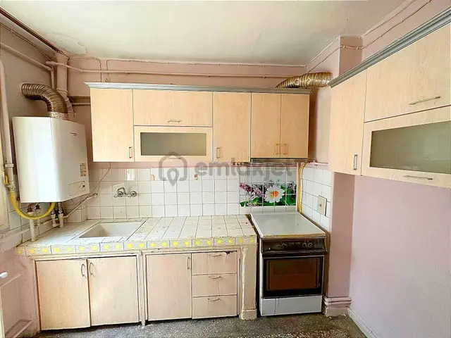 Karahan Emlaktan Kiralık 3+1*4.kat*125 M²*millet Bahçesi Üstünde 4