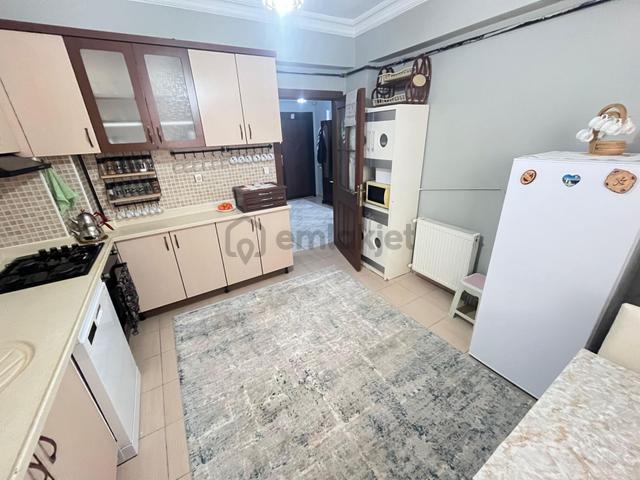 Selim Caddesi Yakını Masrafsız 2+1 Arakat Satılık Daire** 5