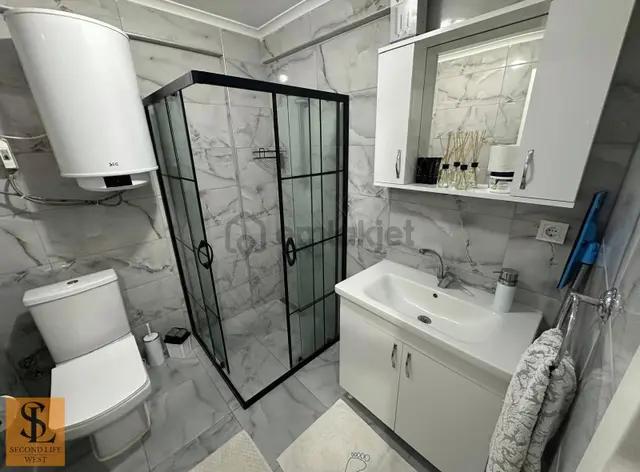 Kiralık Sarımsaklıda Plaja 250 M | Eşyalı 1+1 | Balkon - Bahçe 2