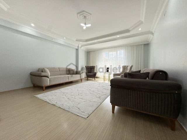 Mehterçeşme Mahallesi 3+1 145m2 Çift Balkonlu Aşiret Daire!!! 1