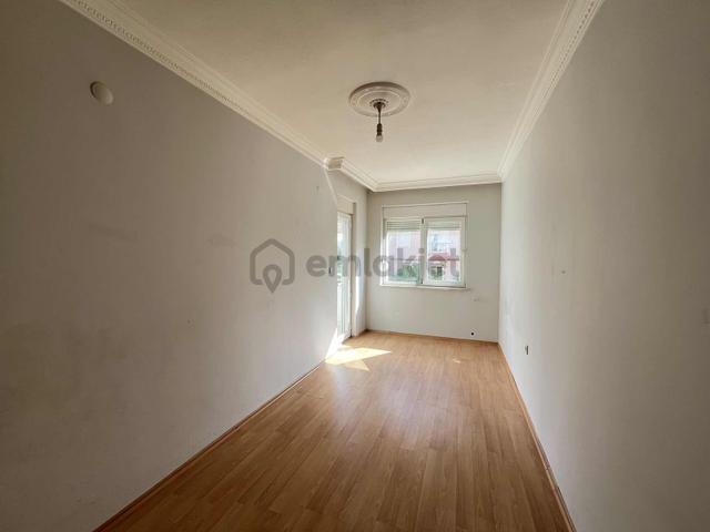 Ahatlı Ana Cadde Üzeri Kiralık 2+1 Ayrı Mutfaklı Daire 4