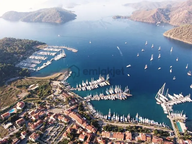 Stop’tan Göcek’e 10 Dakika Mesafede, Takasa Uygun, Müstakil Parsel 3