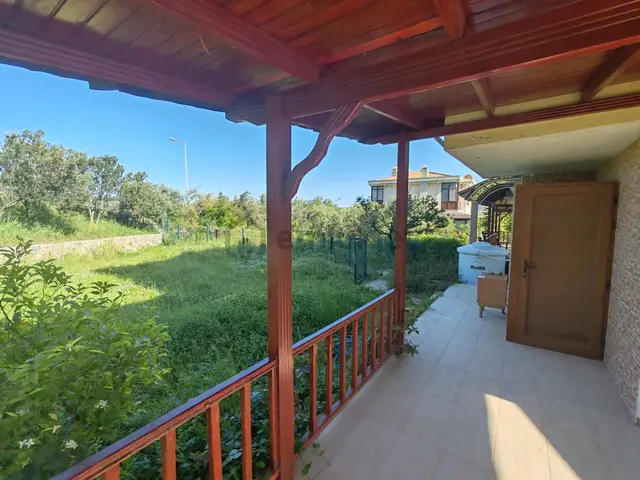 Seferihisar Atatürk Mahallesi Kiralık Deniz Manzaralı Lüx Villa 3