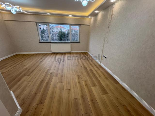 **vadi Manzaralı Ultra Lüks Ara Kat 3+1+2 Banyolu Güney Cephe 4