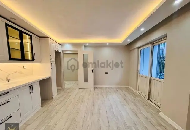 Beylikdüzü Beylikdüzü Osb Mah Geniş M2 Li 3+1 Yüksek Giriş Dairemiz 4