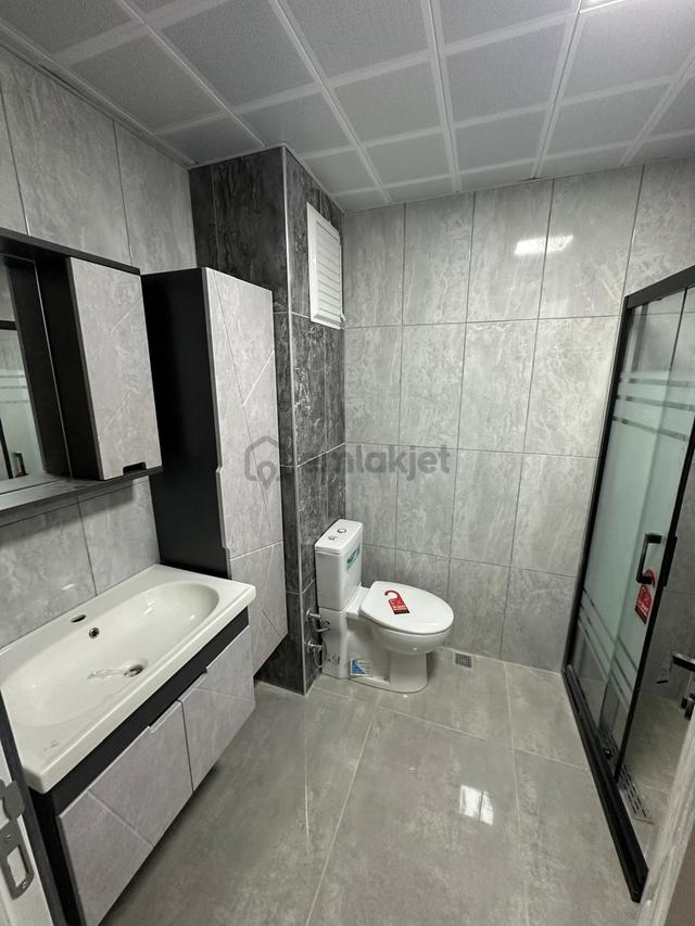 Yunus Emre Caddesine Yakın Lüks Yapılı 3+1 120m2 4
